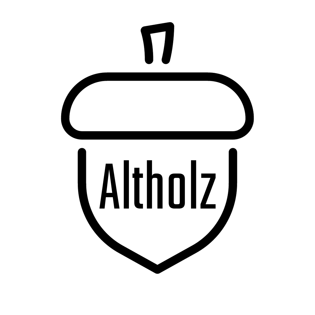 Ein Icon in Form einer Eichel und dem Wort Altholz signalisiert, dass das Eichenholz aus Altholz ist.